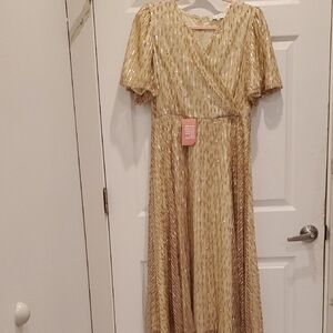 Gold Maxi Dress with Short Sleeves